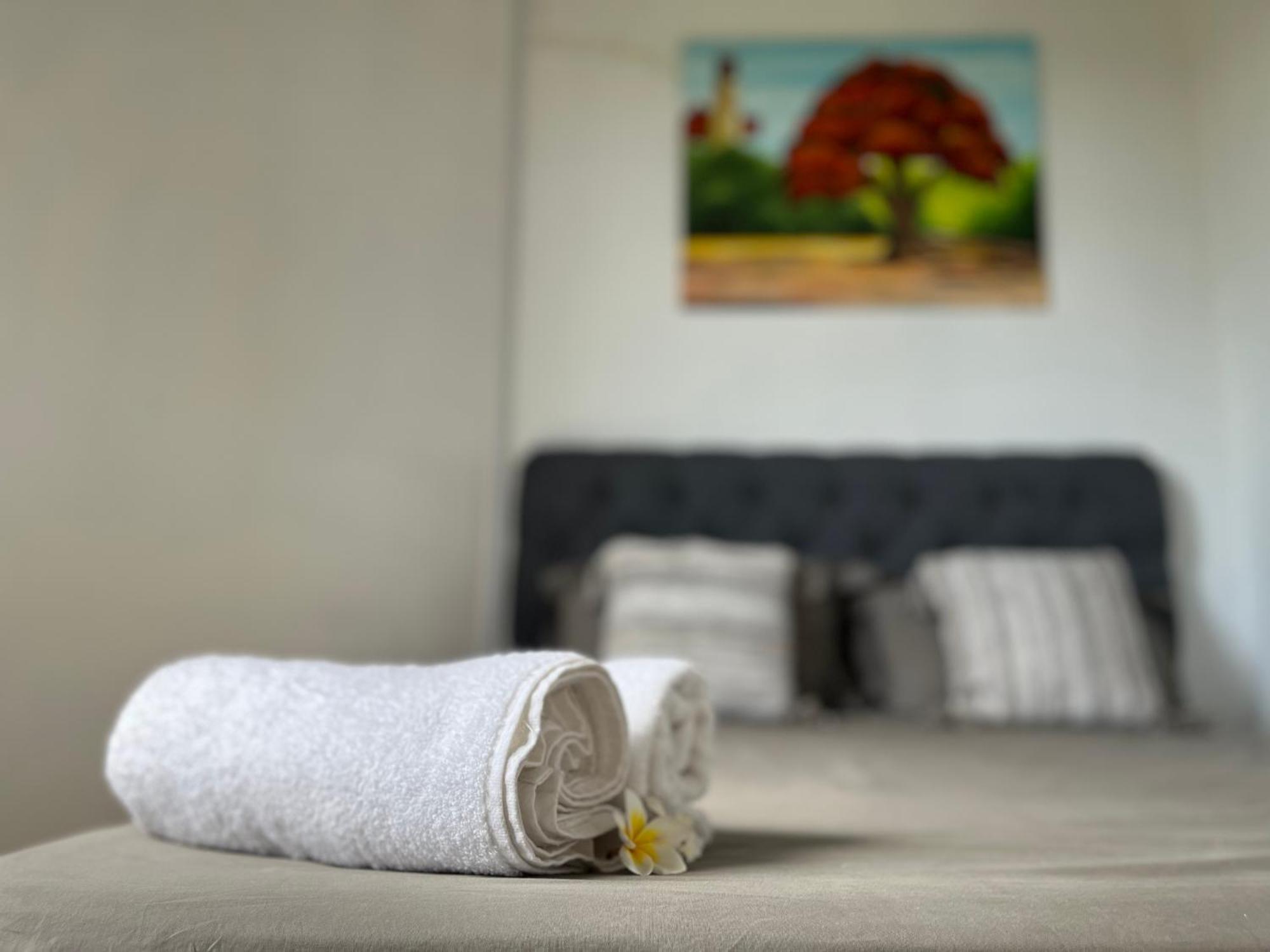 Cosy 2 Bedrooms Apts In Pereybere -Seasons Break Apartment Pereybere Beach Esterno foto