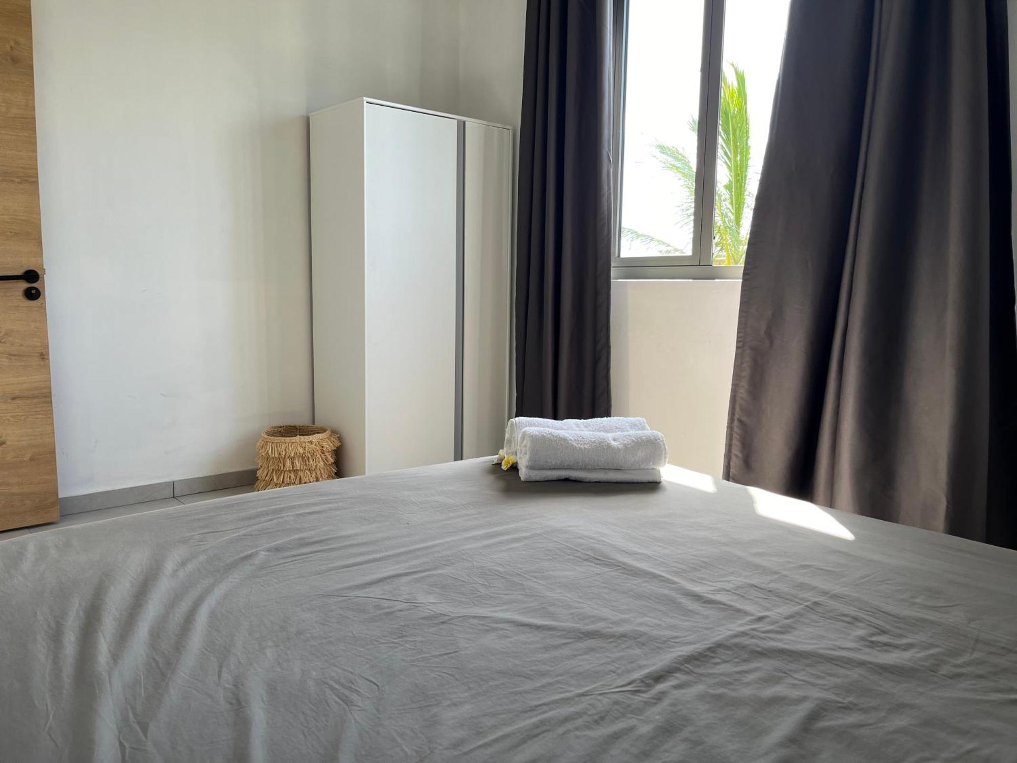 Cosy 2 Bedrooms Apts In Pereybere -Seasons Break Apartment Pereybere Beach Esterno foto