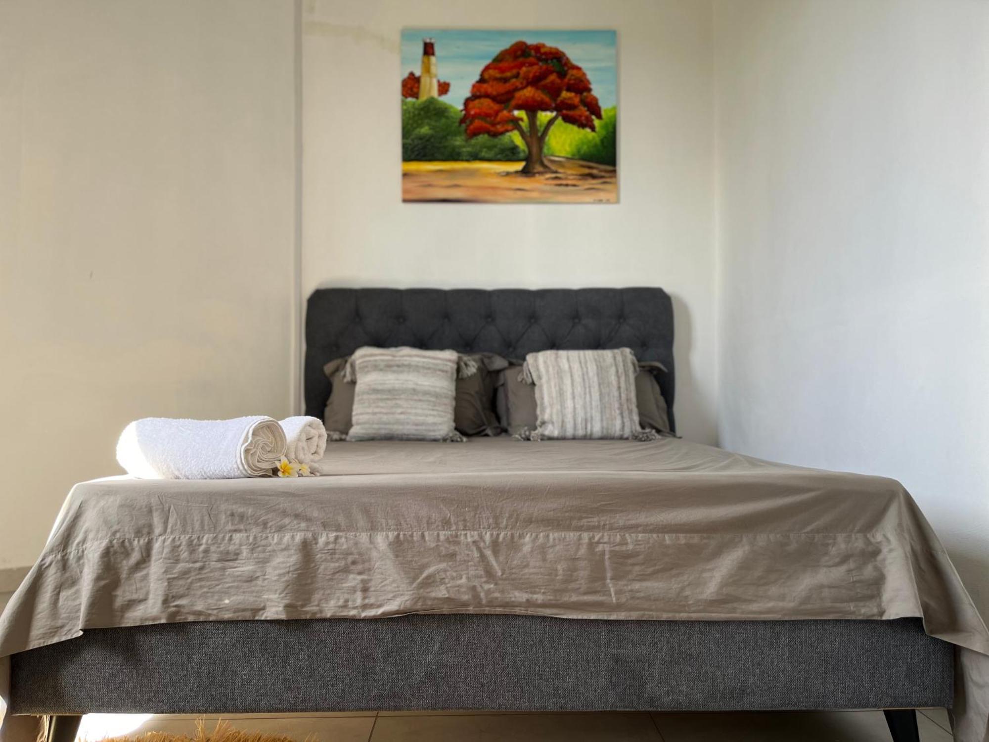 Cosy 2 Bedrooms Apts In Pereybere -Seasons Break Apartment Pereybere Beach Esterno foto