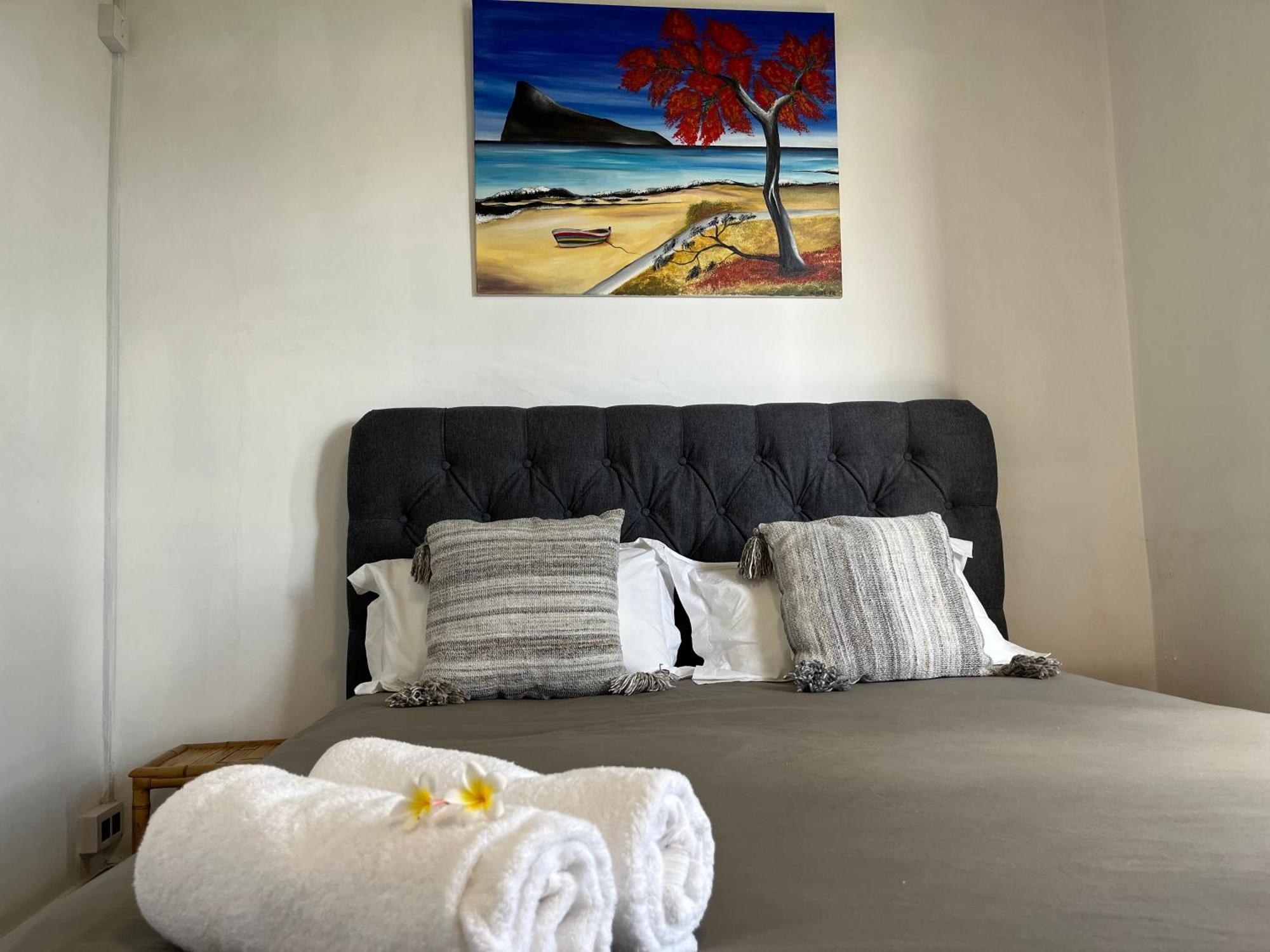 Cosy 2 Bedrooms Apts In Pereybere -Seasons Break Apartment Pereybere Beach Esterno foto