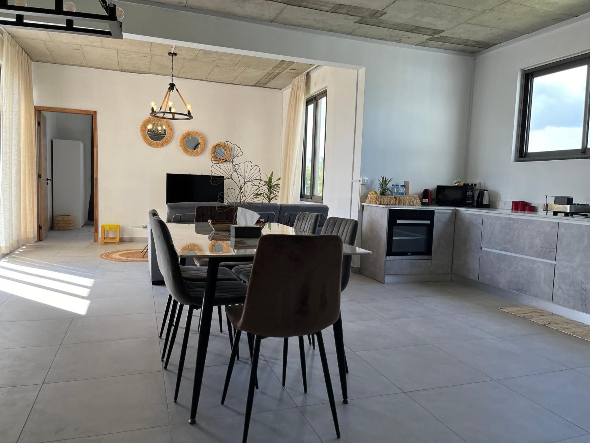 Cosy 2 Bedrooms Apts In Pereybere -Seasons Break Apartment Pereybere Beach Esterno foto